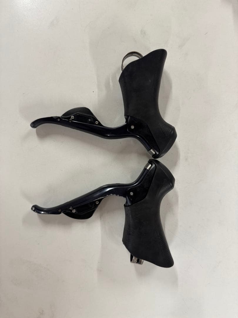 シマノ ULTEGRA di2 st-6870 di2レバー　左右セット