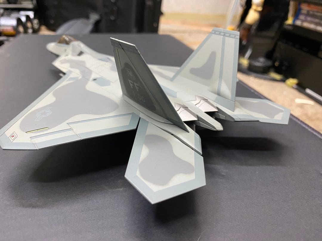 ホビーマスター　1/72 F-22ラプター　アメリカ空軍　ラングレー基地
