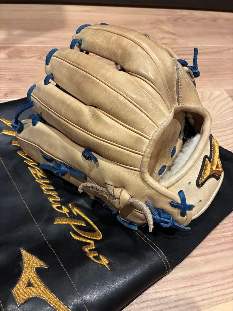 ミズノプロ　佐藤輝明モデル　軟式