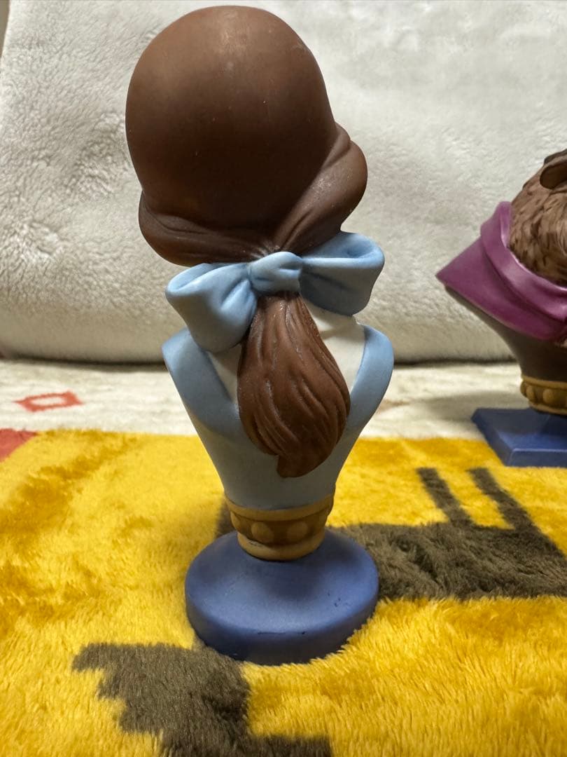 ベルとビースト 美女と野獣フィギュア　 陶器フィギュア⚠️(割れあり)