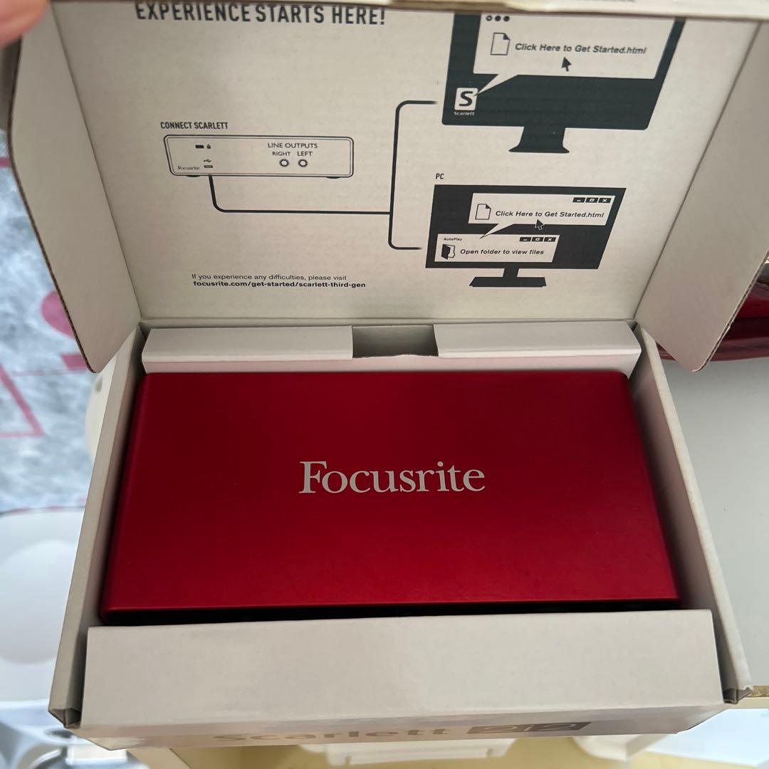 Scarlett 2i2 オーディオインターフェース