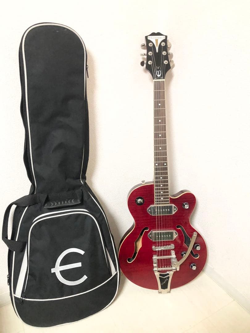 Epiphone エピフォン　セミアコ　ビグスビーアーム　ケース付き