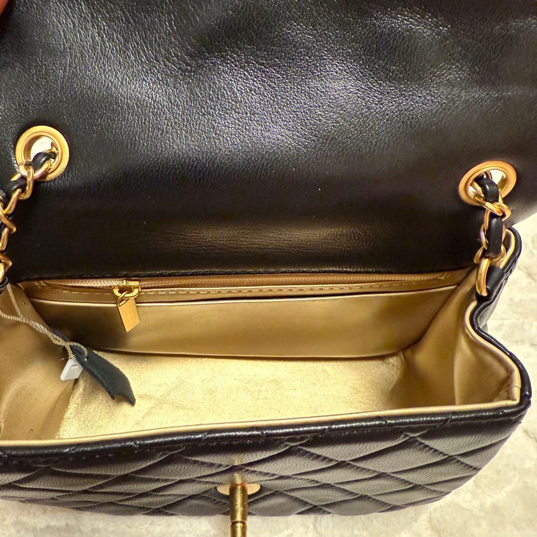 CHANEL ノベルティ ミニショルダーバッグ