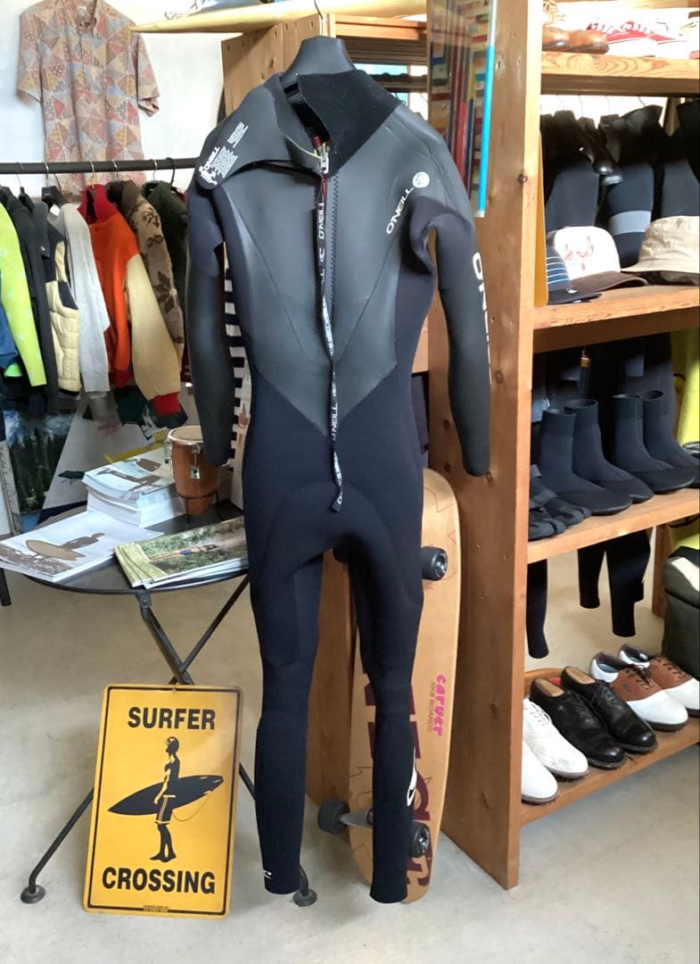 O'NEILL 3mm フルスーツ セミドライ