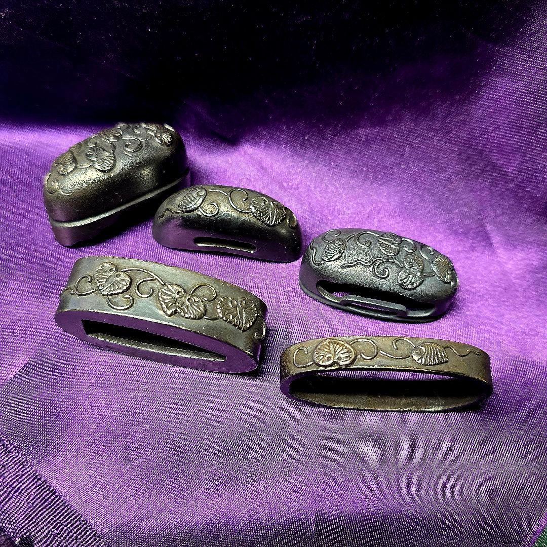 葵葉図一作五点　大縁40mm 刀装具