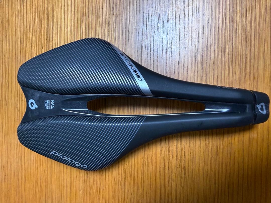 人気！Prologo Nago R5 PAS他サドルの合計3点セット乗り比べ