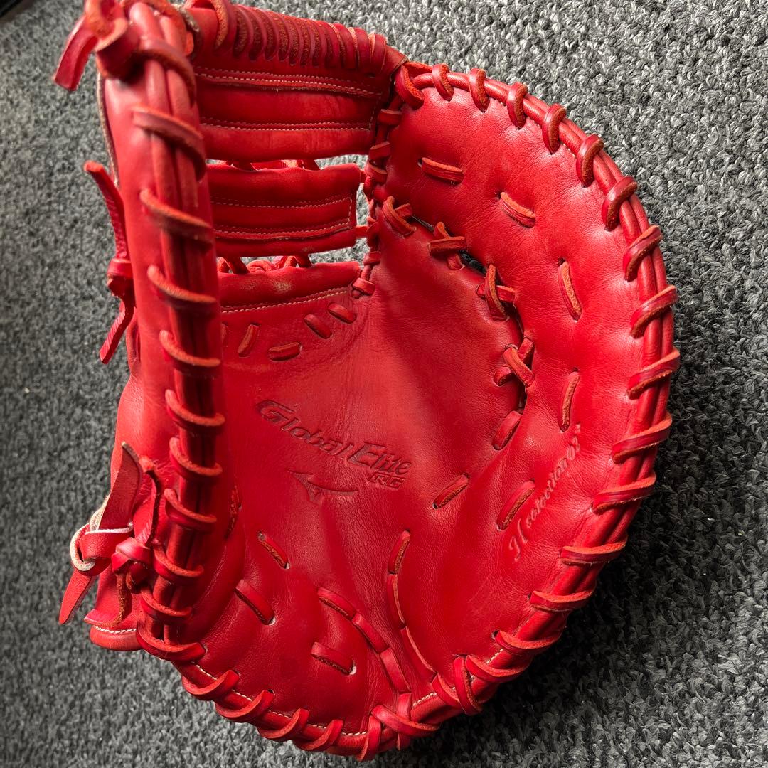 B*1様 Mizuno Global Elite 軟式ファーストミット