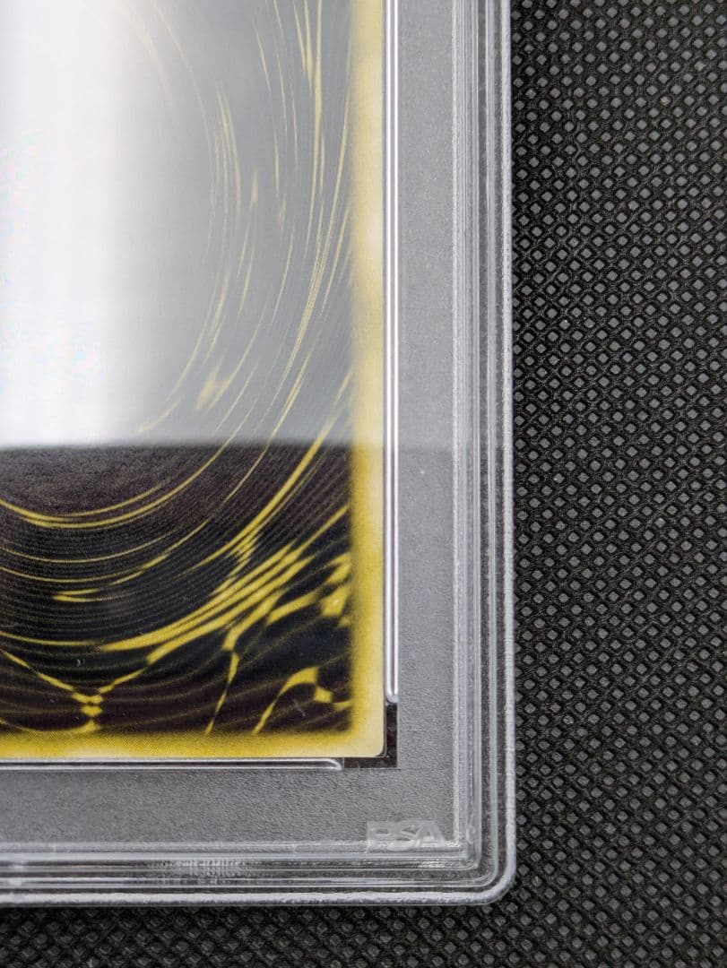 ラーの翼神竜　シークレット　遊戯王　psa9 gbi-003