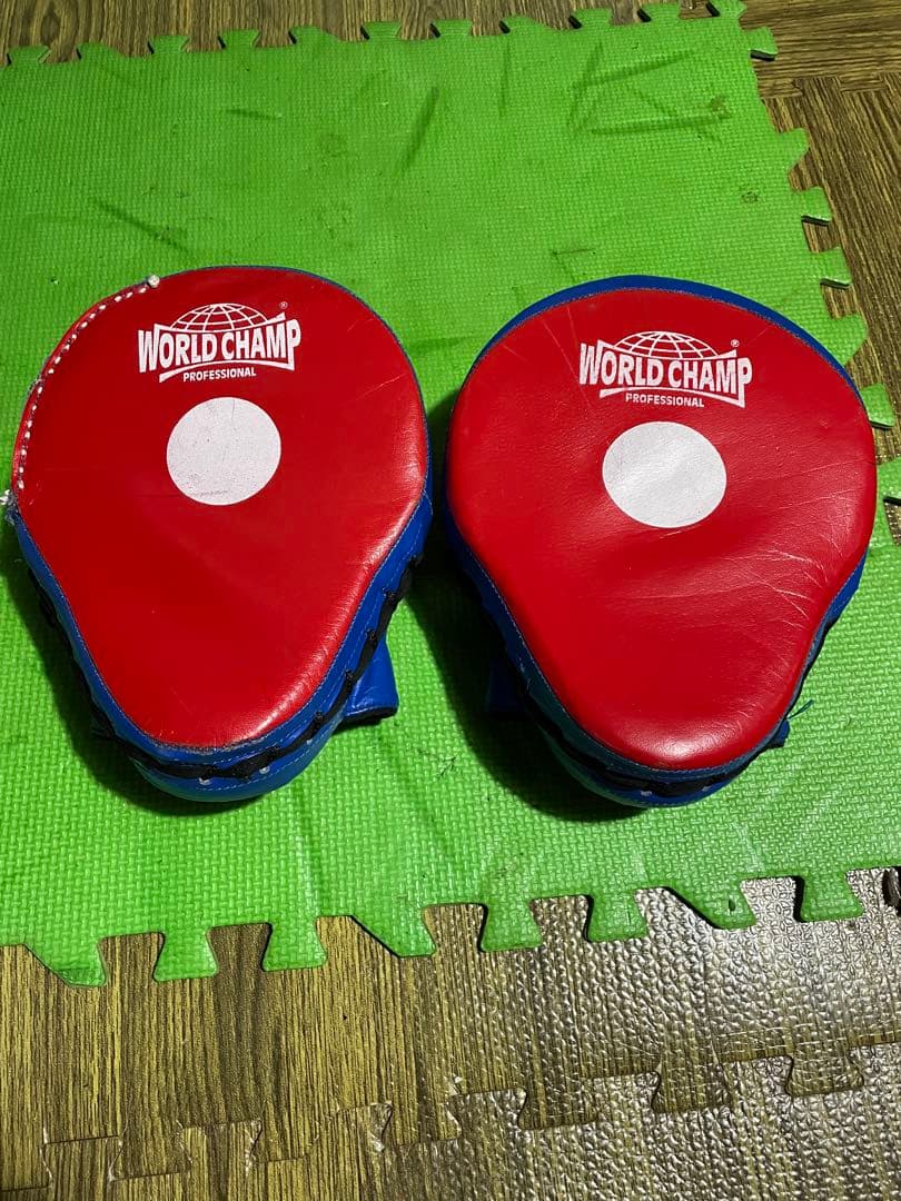 最終価格　希少旧ウイニングそっくり明倫本革パンチングミット、ワールドチャンプ本革