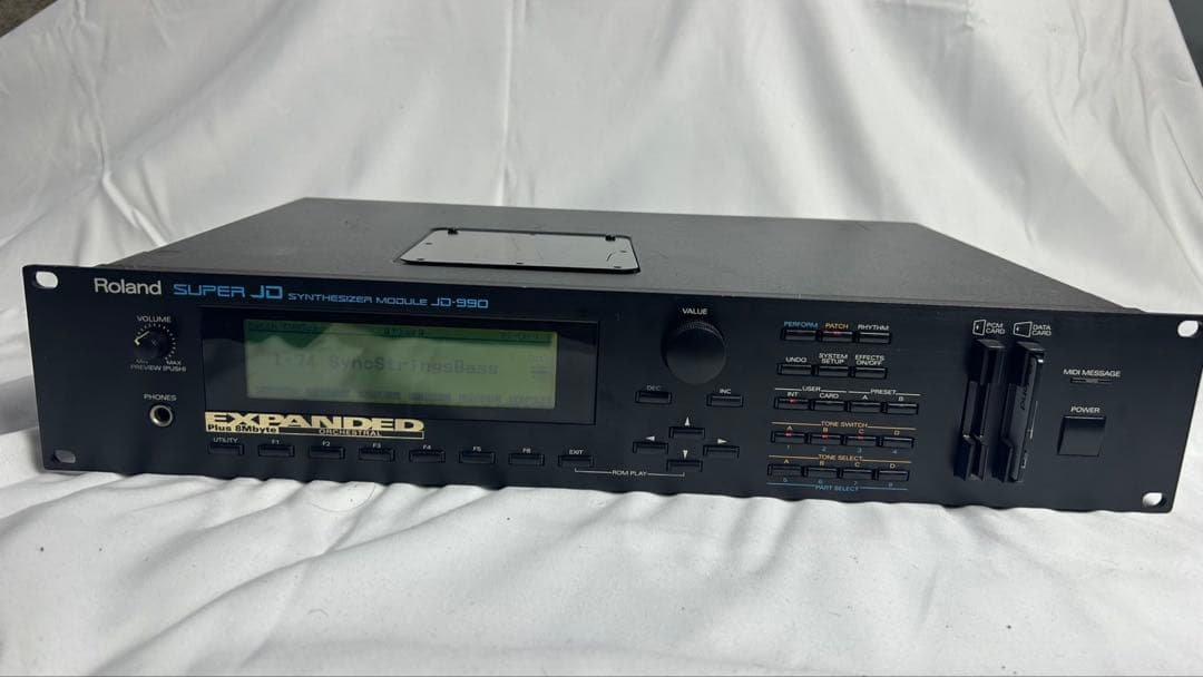 Roland JD-990シンセサイザーモジュールM-256Eメモリーカード付き