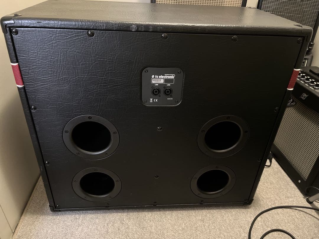 tc electronic ベース用キャビネット K115