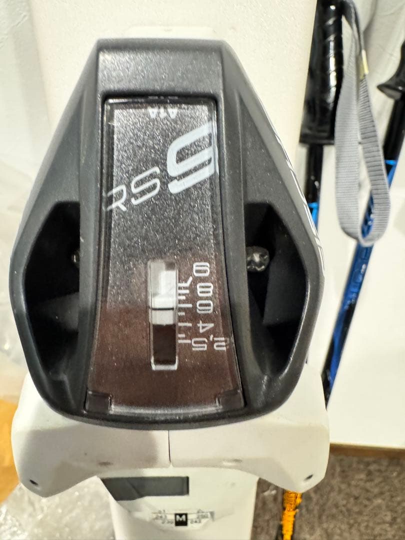 【チューンアップ済】Fischer アルペンスキー　ジュニア用