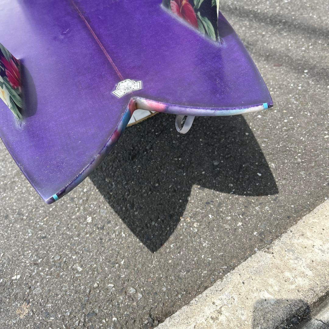 DEADKOOKS twin フィン　サイズ5.6 お値引き不可