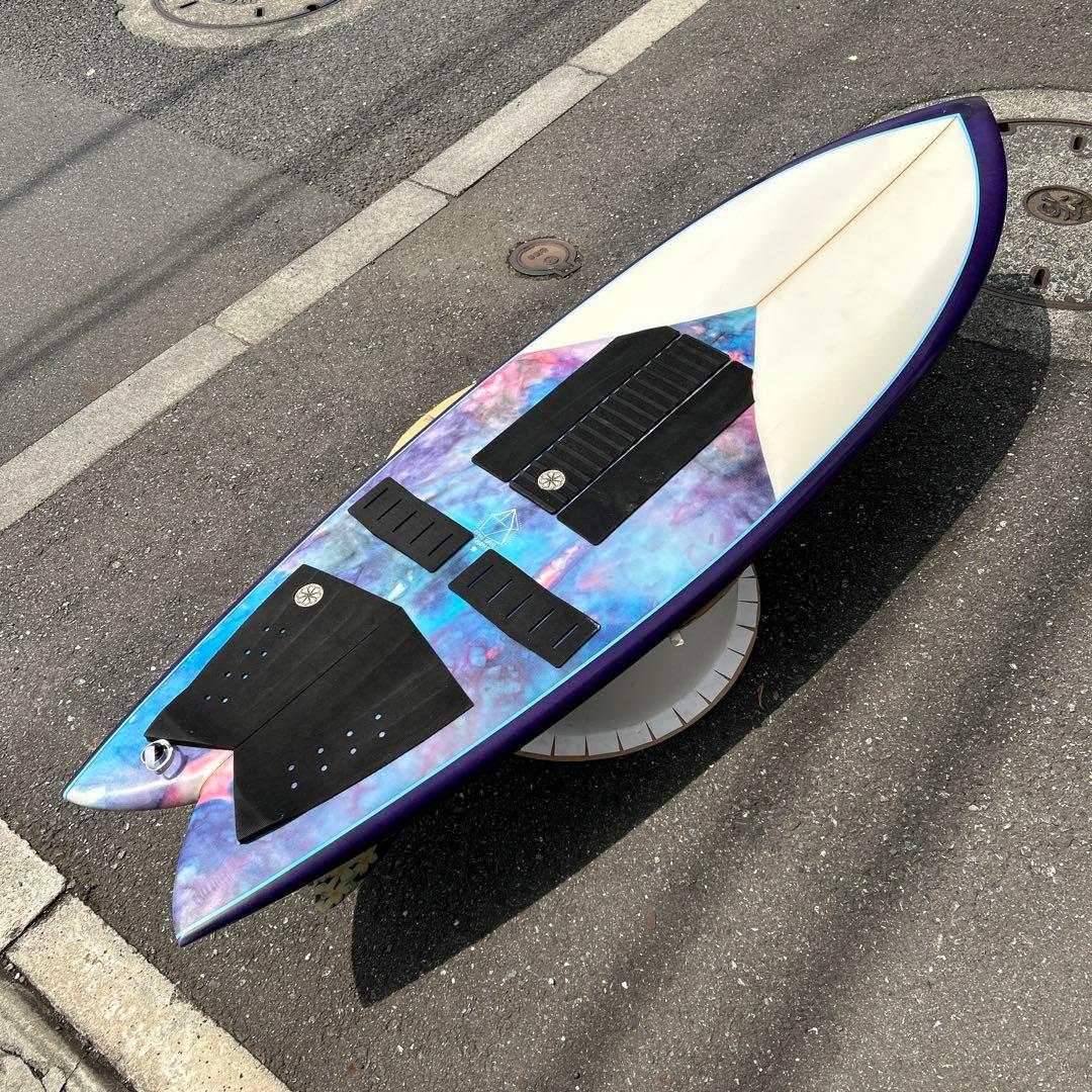 DEADKOOKS twin フィン　サイズ5.6 お値引き不可