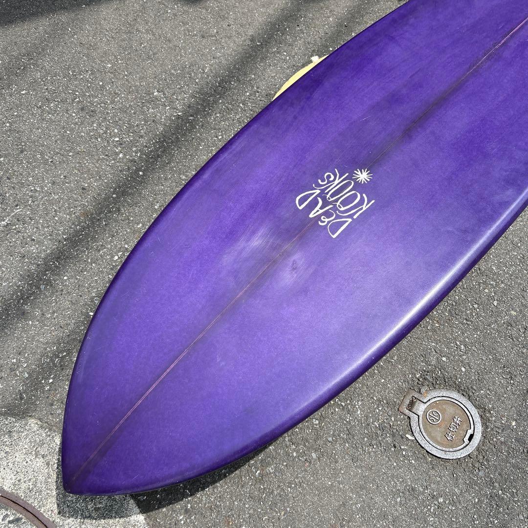 DEADKOOKS twin フィン　サイズ5.6 お値引き不可