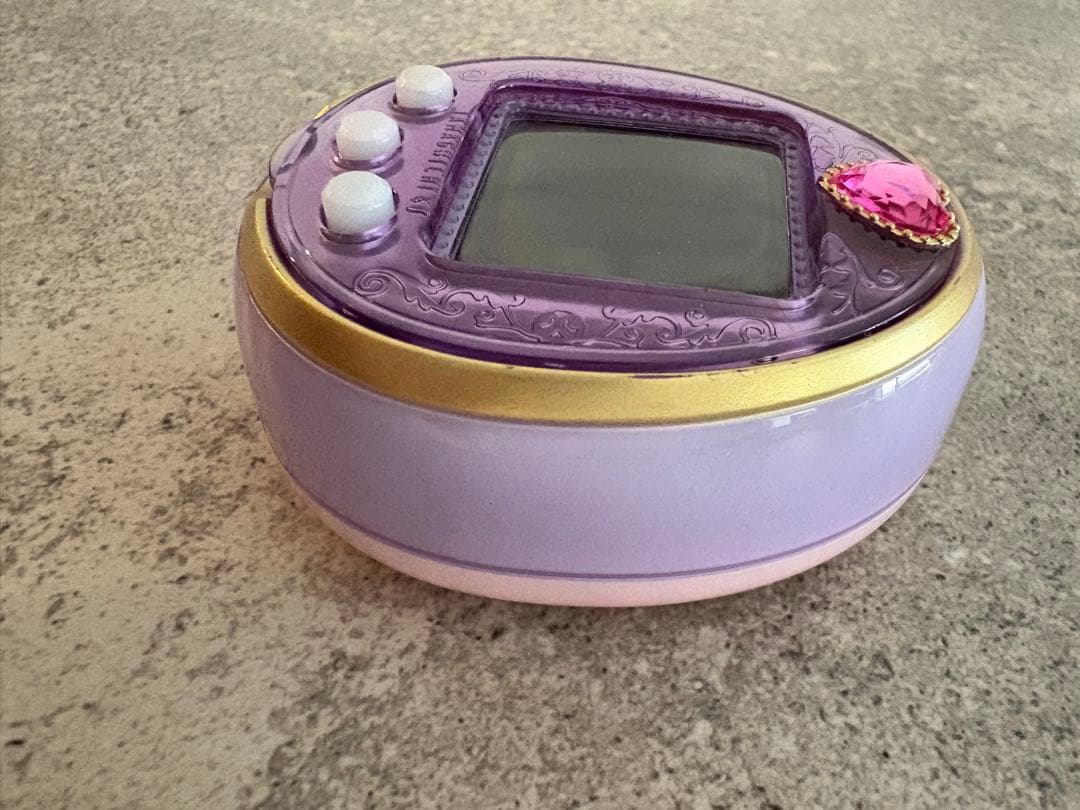 たまごっち4U Anniversary ver. 　ロイヤルパープル