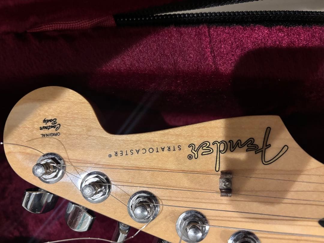 FENDER Player Stratocaster ハードケース付き
