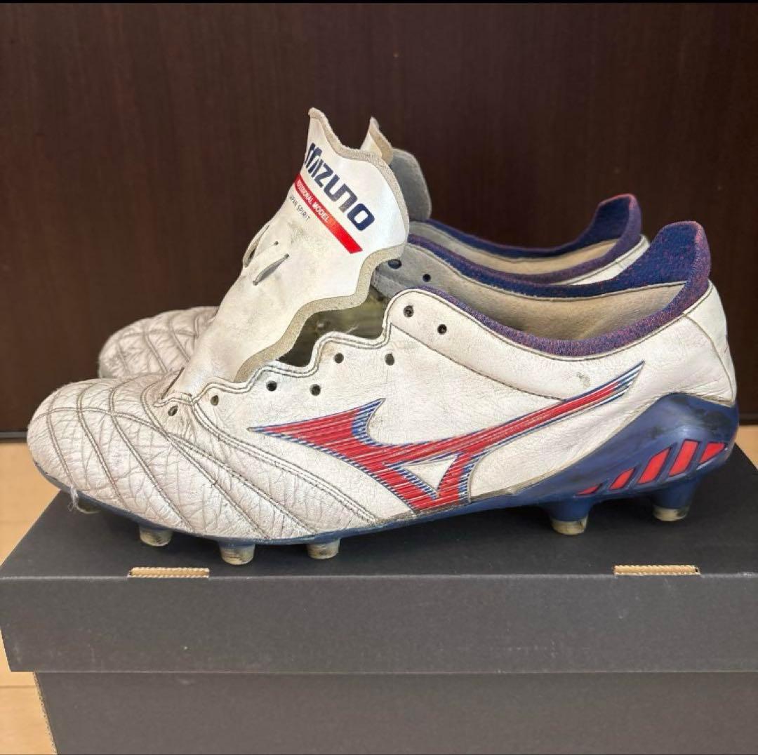 ミズノ　モレリアネオ