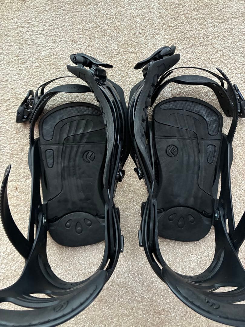 FLUX DS SMサイズ ブラック スノーボード ビンディング