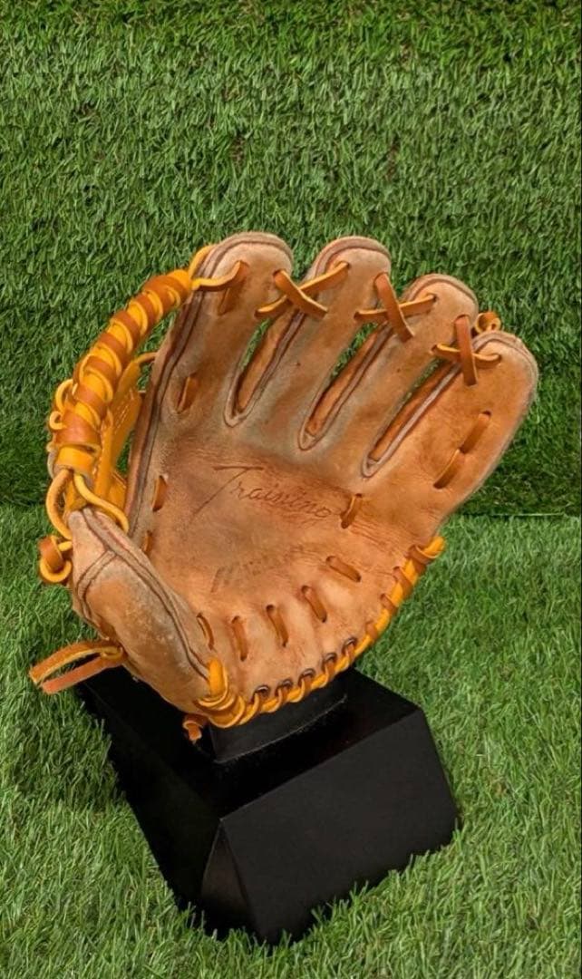 野球グラブ　グローブ　一般硬式大人用　内野手用　ミズノワールドウィントレーニング