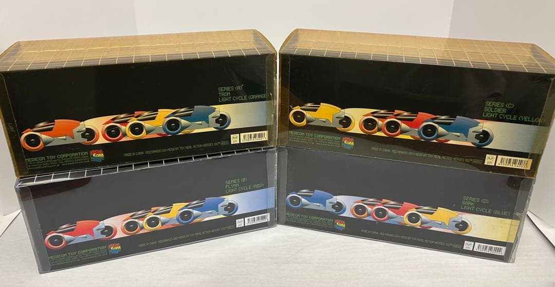 メディコムトイ TRON ライトサイクル　4種セット
