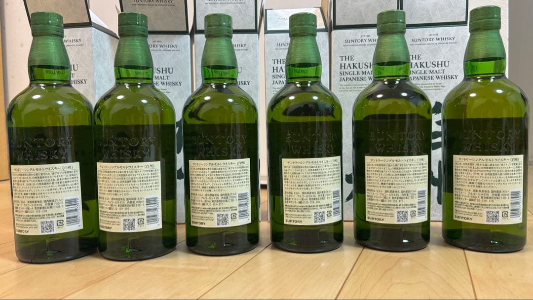 サントリー 白州 シングルモルト ウイスキー 700ml ６本セット箱付き