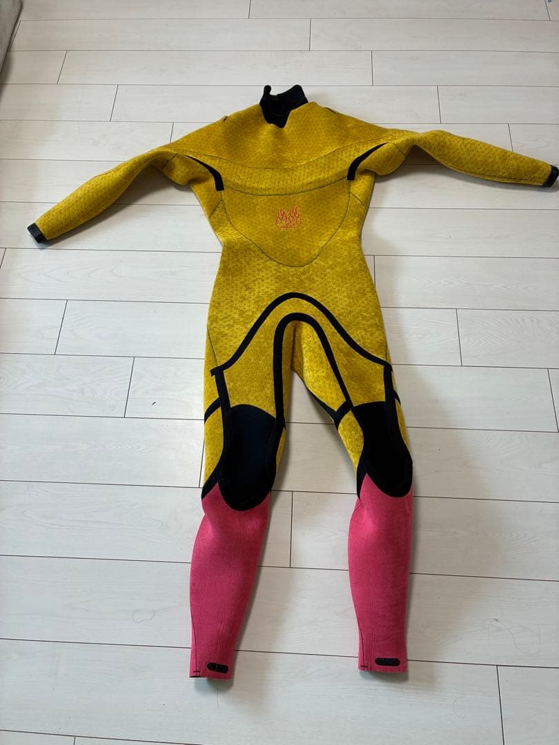 （2/1削除予定）メンズ　セミドライウェットスーツ　5mm