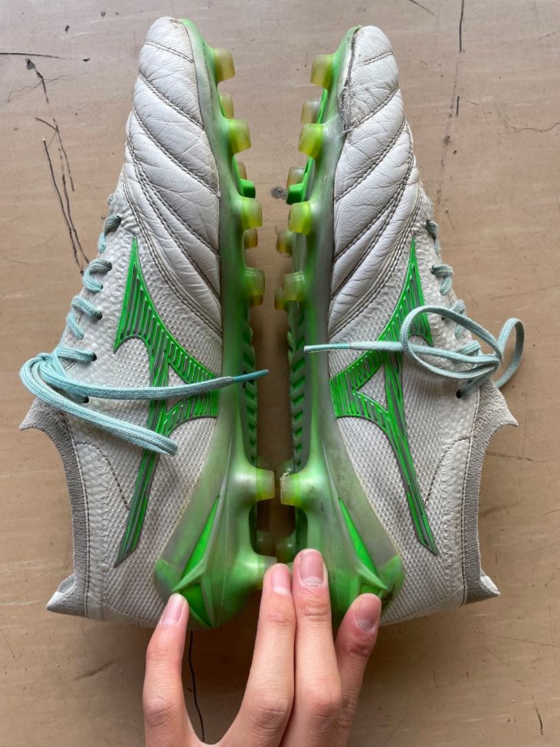 Mizuno モレリアneo4βホワイト/グリーン