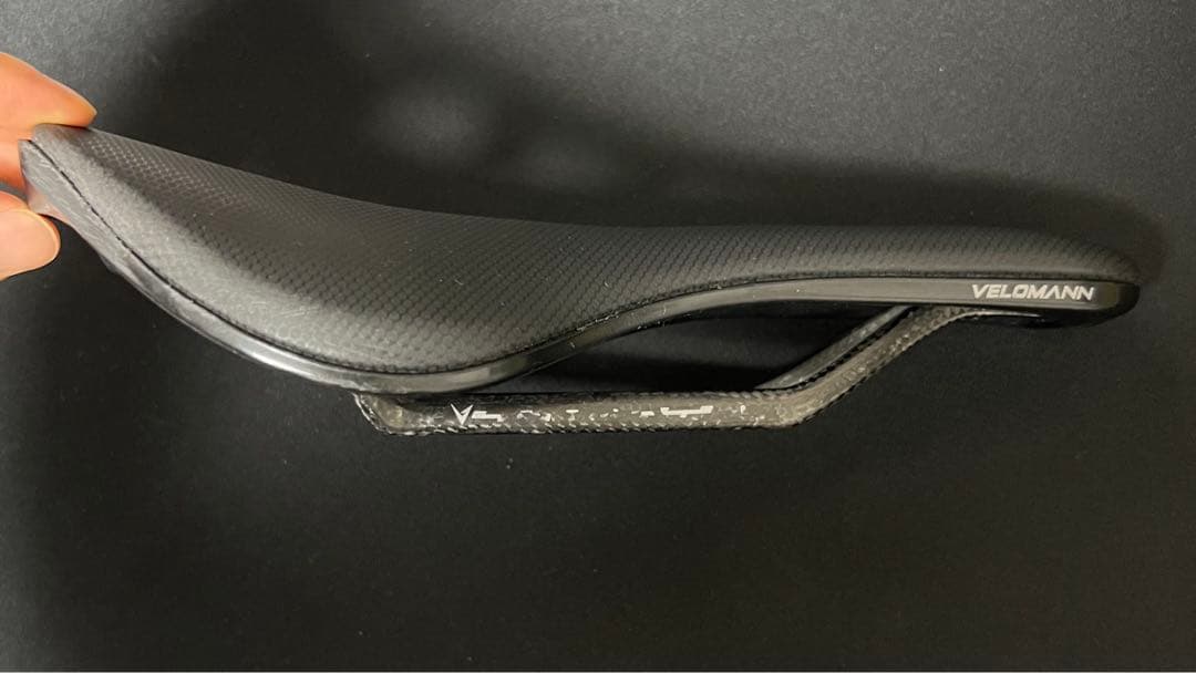 ビアンキ カーボンサドル