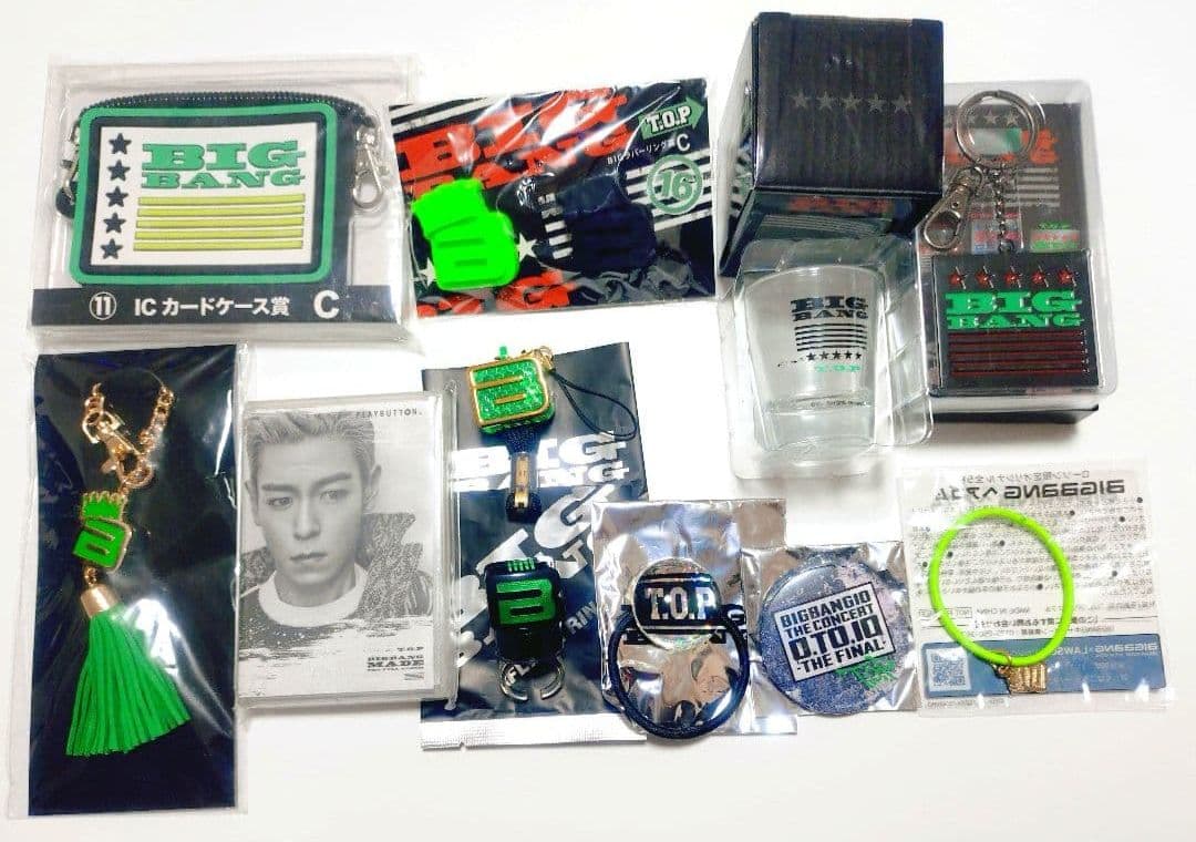 BIGBANG TOP フォトカード ファーチャーム プレイボタン リング