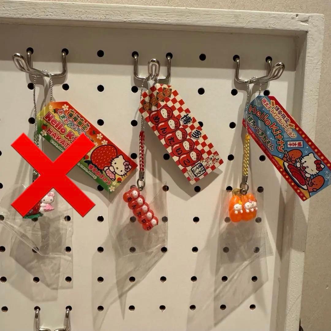 ご当地キティストラップなど100個セット