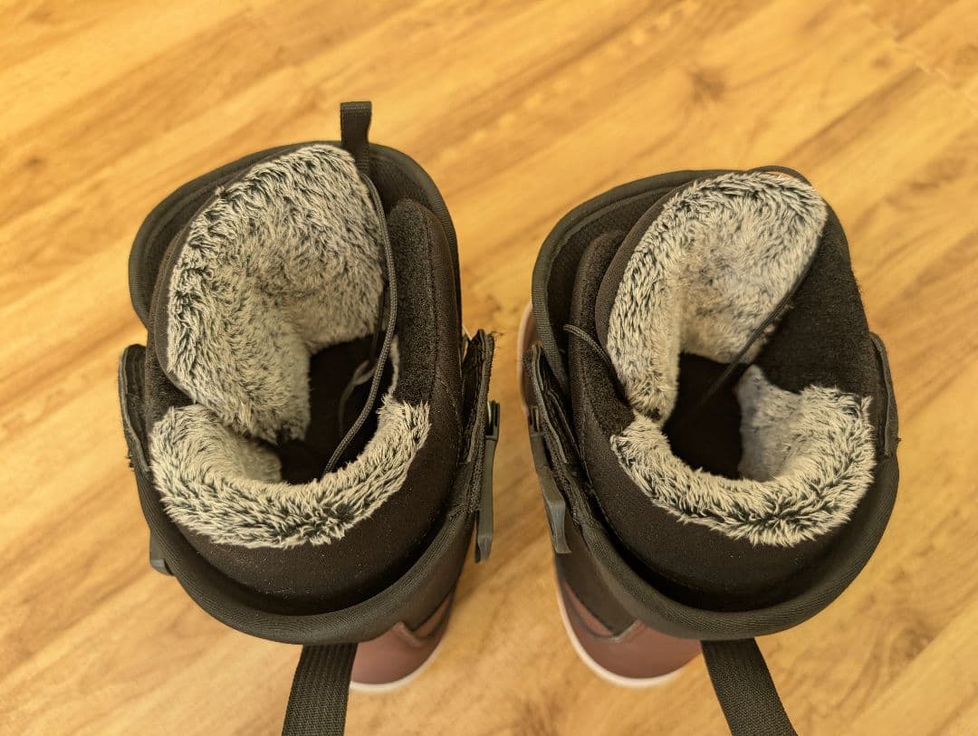 即日発送します　未使用品！　FLUX BOAブーツ 23.5cm