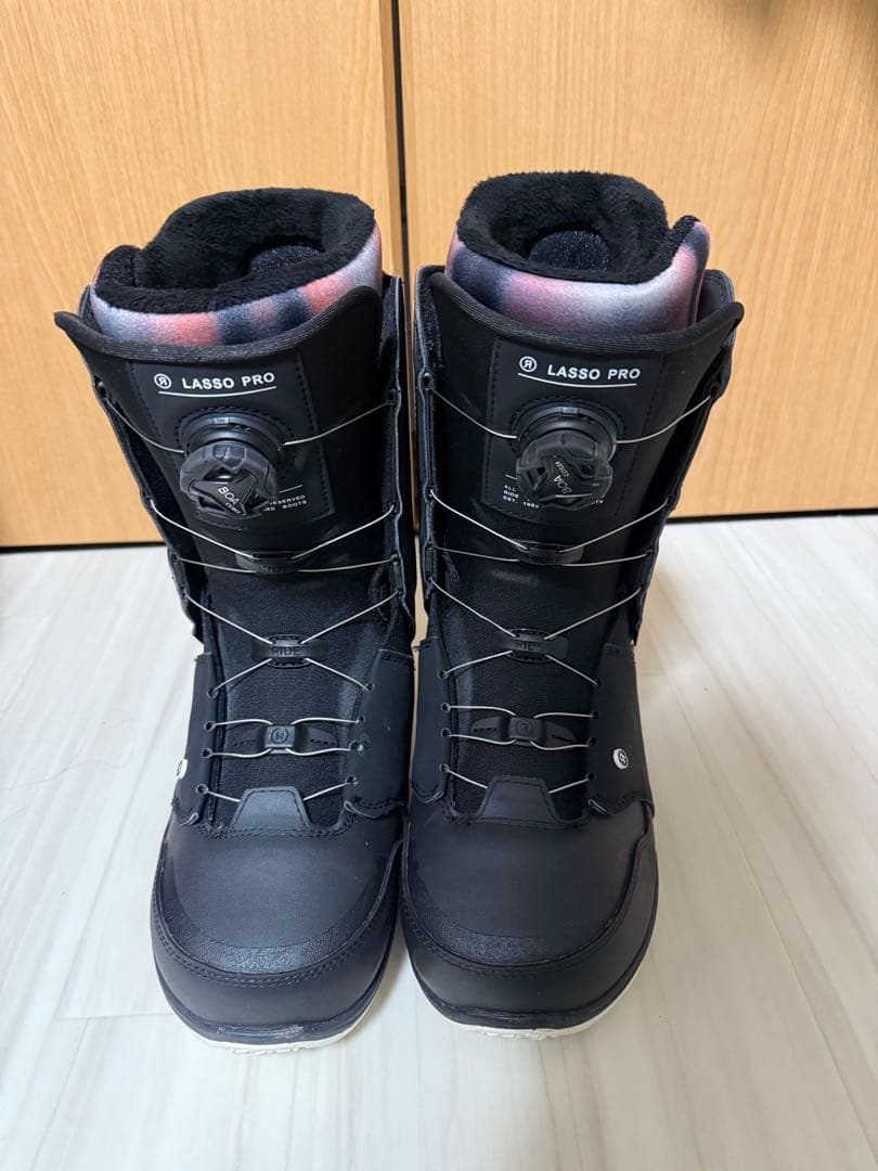LASSO PRO WIDE ブラック スノーボードブーツ