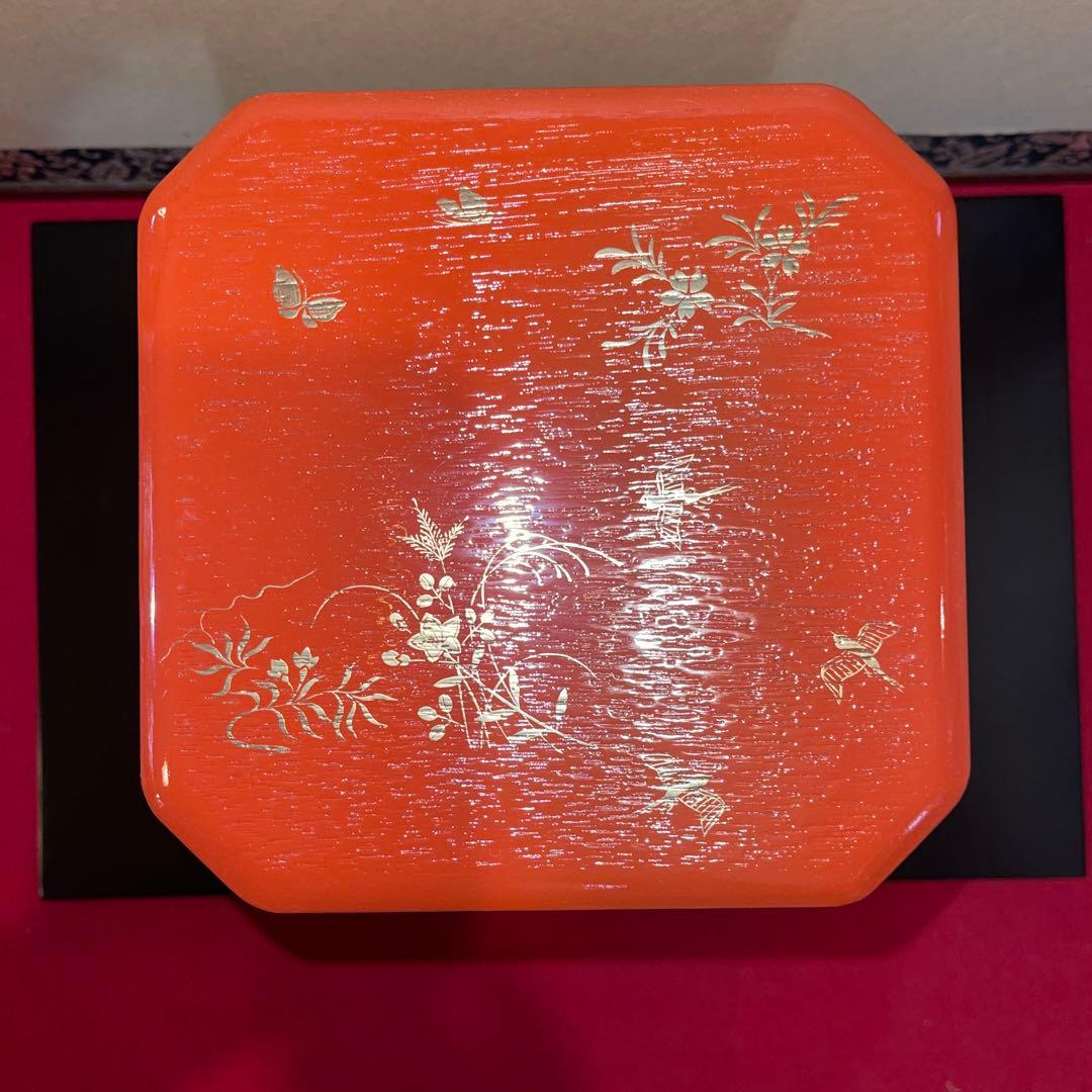 茶道具　朱縁高重花鳥絵　蓋付