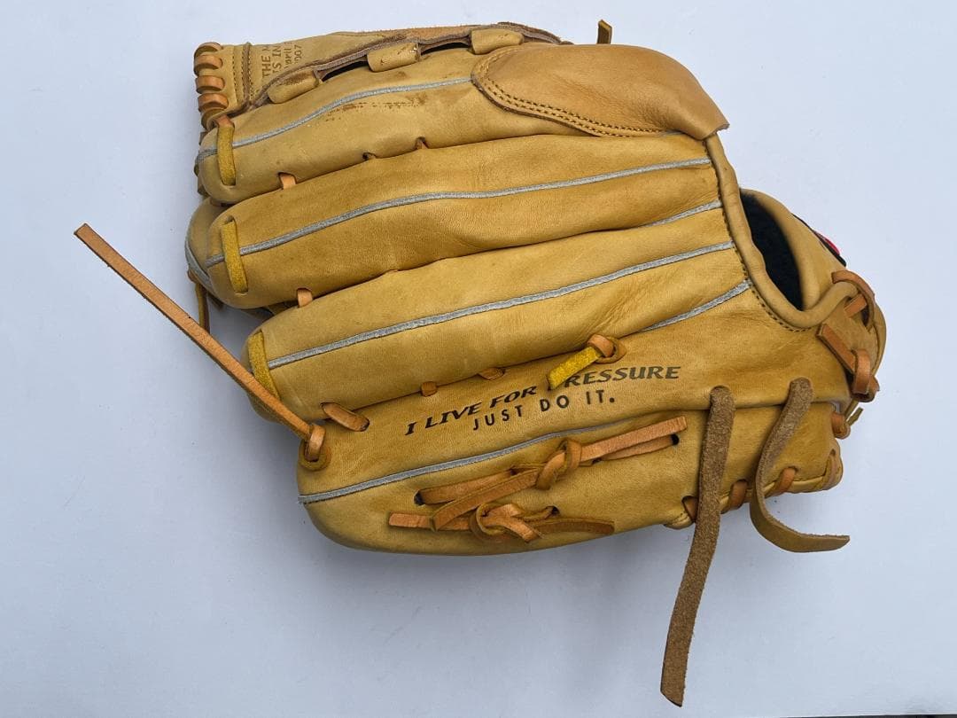 NIKE 一般軟式投手用グローブ 松坂大輔 限定モデル 右投げ用 当時物 即戦力