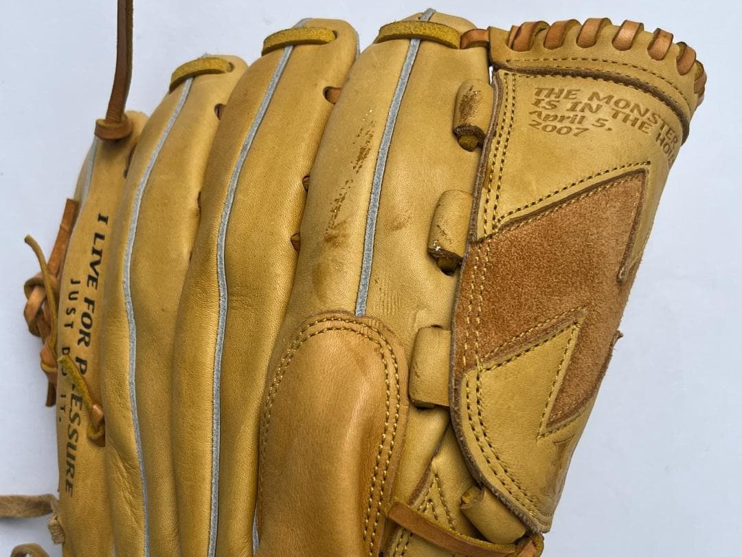 NIKE 一般軟式投手用グローブ 松坂大輔 限定モデル 右投げ用 当時物 即戦力