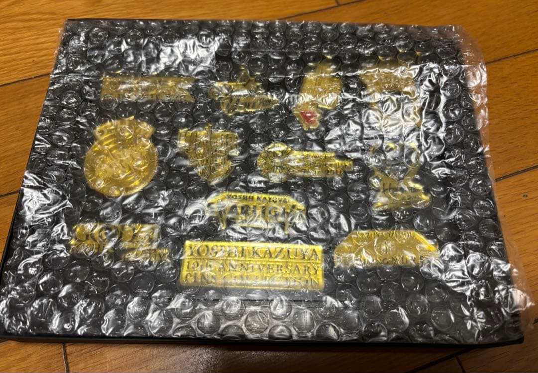 未使用品 吉井和哉 ソロツアー10th記念 武道館ピンズコレクション イエモン