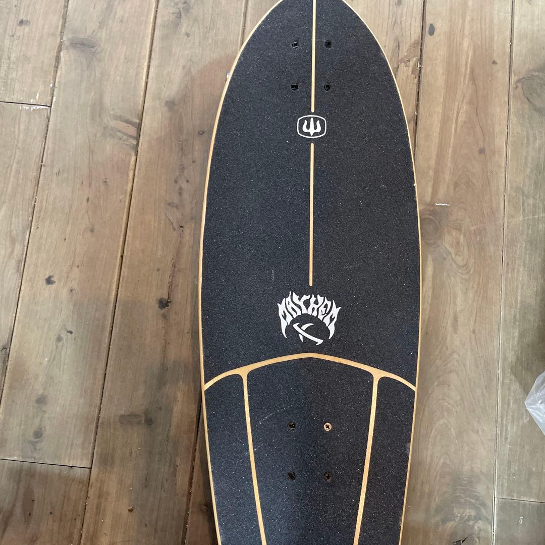 Carver Lost タイダイ柄 スケートボード　コンプリート