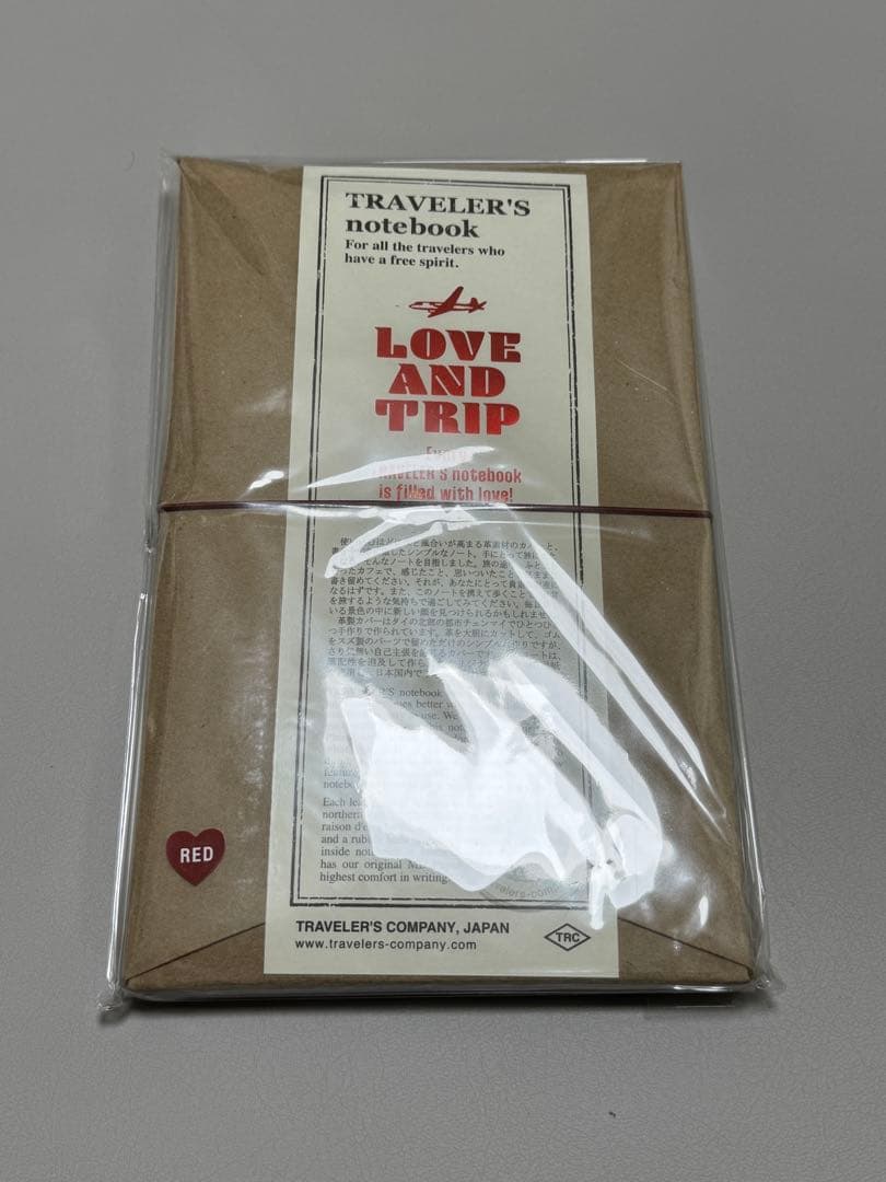 【限定】トラベラーズノート レギュラーサイズ Love and Trip レッド