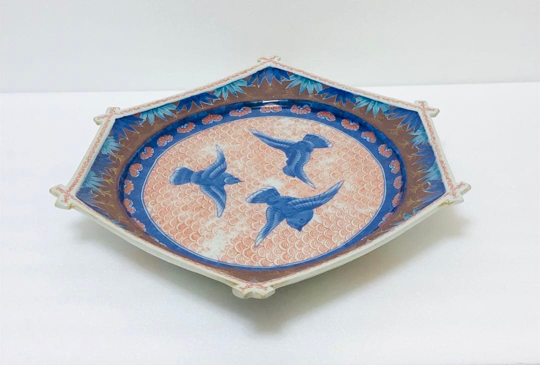 明治初期 香蘭社 色絵褐地青海波鳥竹文 ブラックホーソン六角大皿