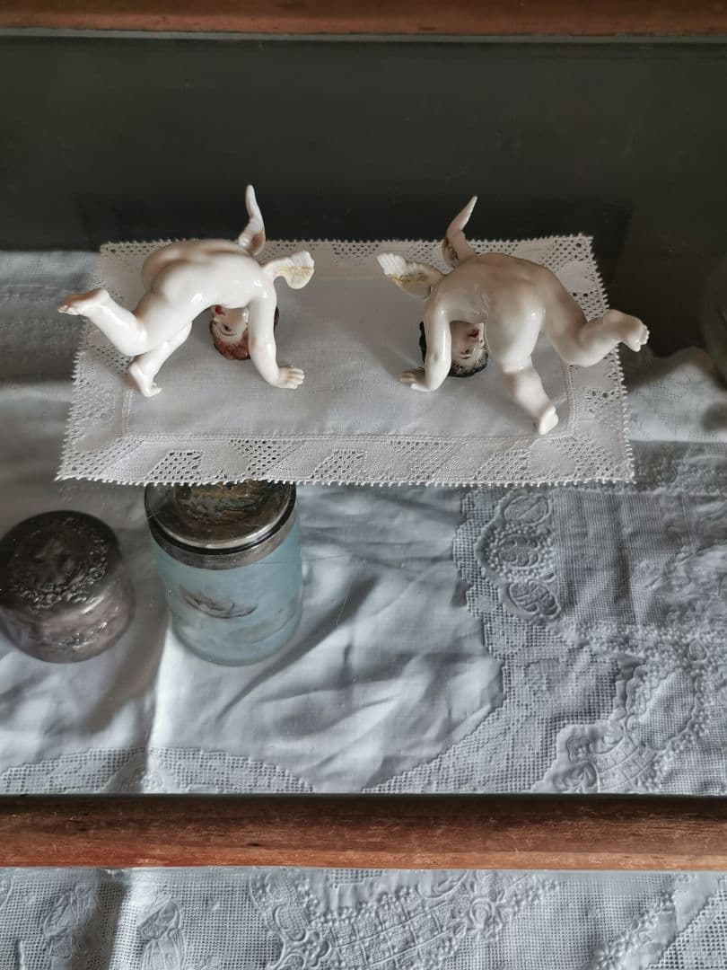 アンティーク フランダースレース 花頭を垂れた薔薇スクエアドイリー ティータオル