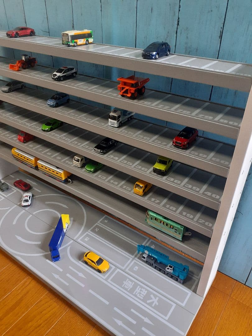 ユーやさま専用トミカプラレール収納棚7段110台ロングトミカ7台駐車