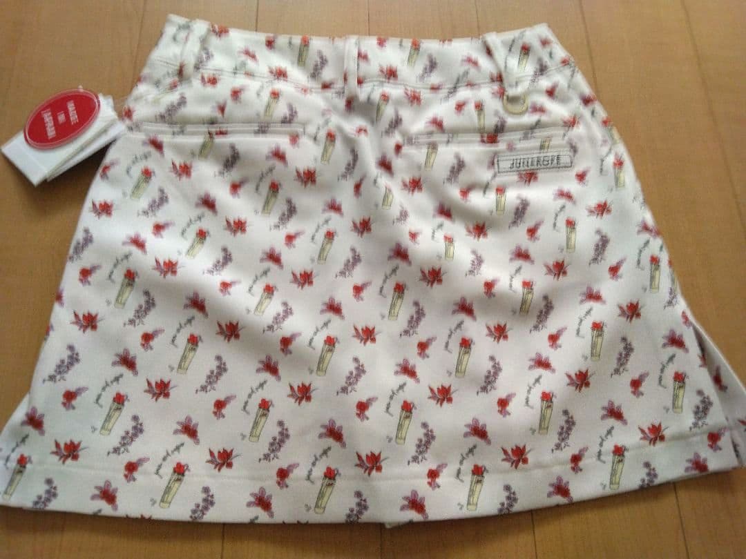 【新品】JUN & ROPE インナーパンツ一体型 花柄スカート サイズＳ