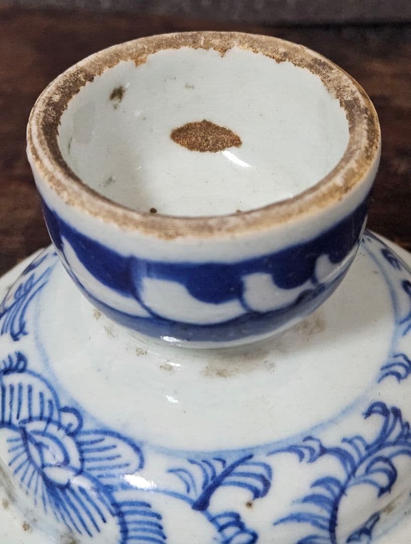 中国古美術　中国古陶磁器　中国古玩　明朝　明代　青華染付　古染付　花文　高付皿