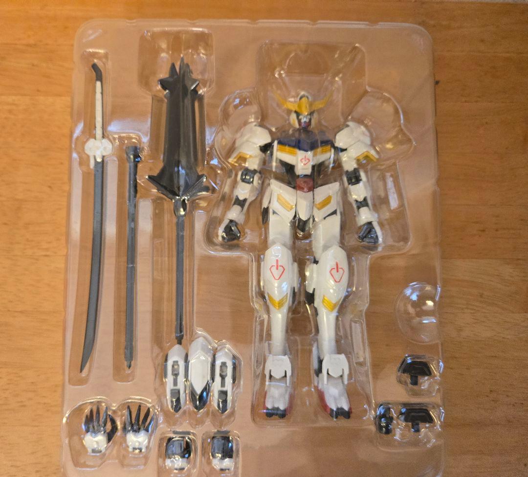 な*お様 ロボット魂　破損、黄ばみありジャンク品