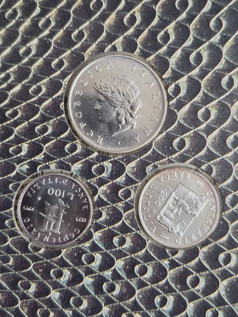 イタリア共和国　イタリア銀行創設100周年記念銀貨　3枚セット　1993