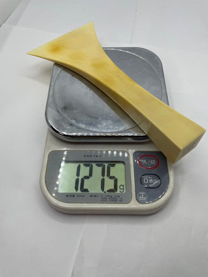 ヴィンテージ   天然素材　バチ　重さ約　127g  #385