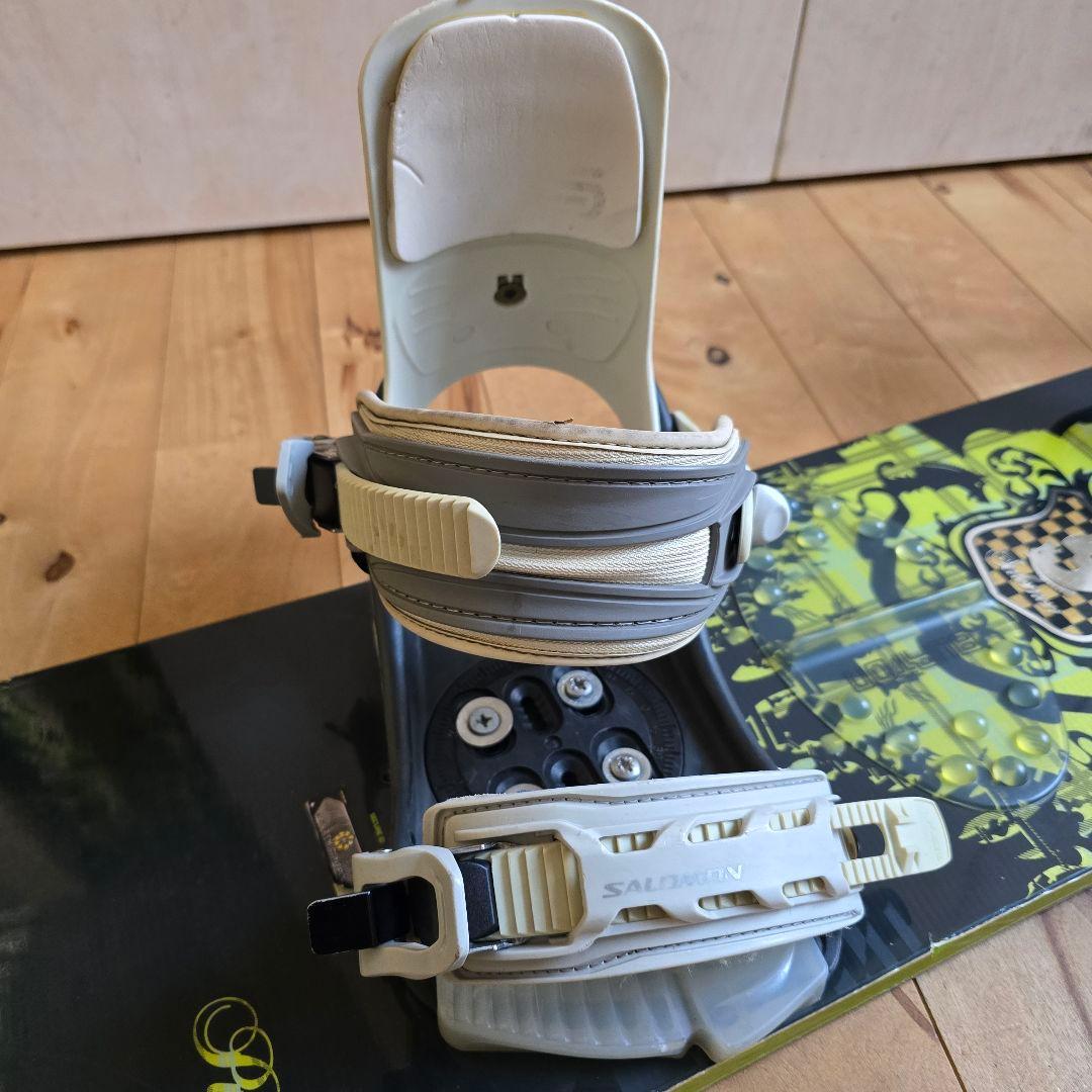 SALOMON サロモン　PULSE 145 バインディング付き　スノーボード