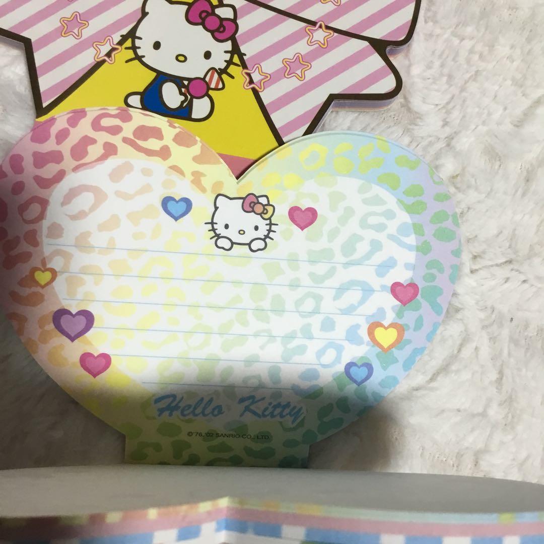 キティちゃん　ハート　りぼん