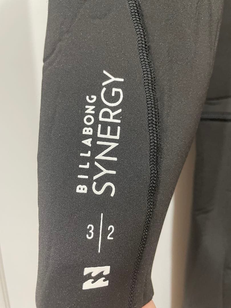 BILLABONG フルスーツ レディース　3/2mm バックジップ